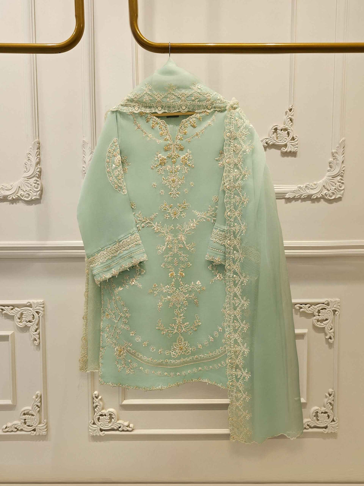 3 Piece - Pure Organza Embroidered Suit S113260