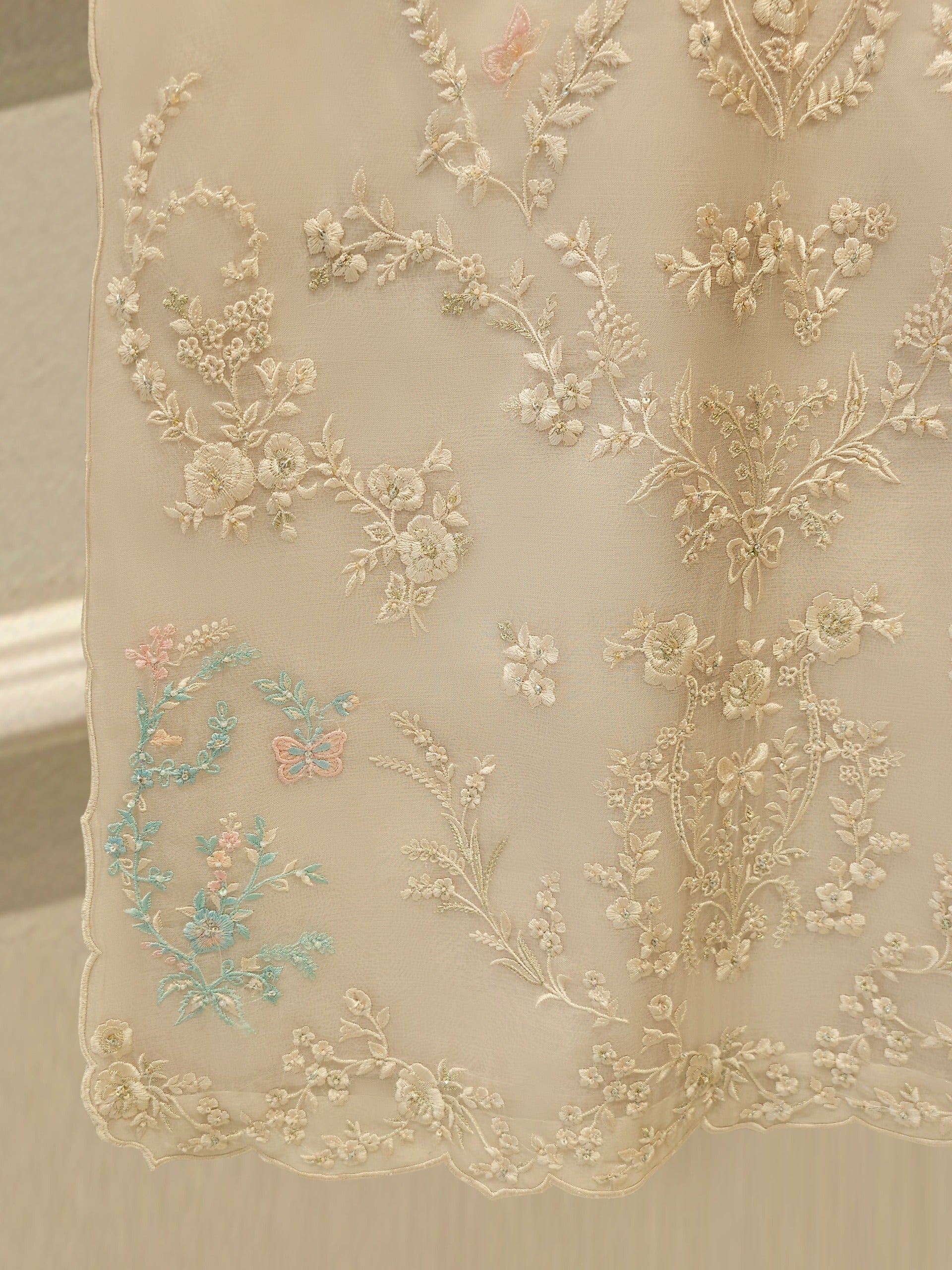 3 Piece - Pure Organza Embroidered Suit S114277