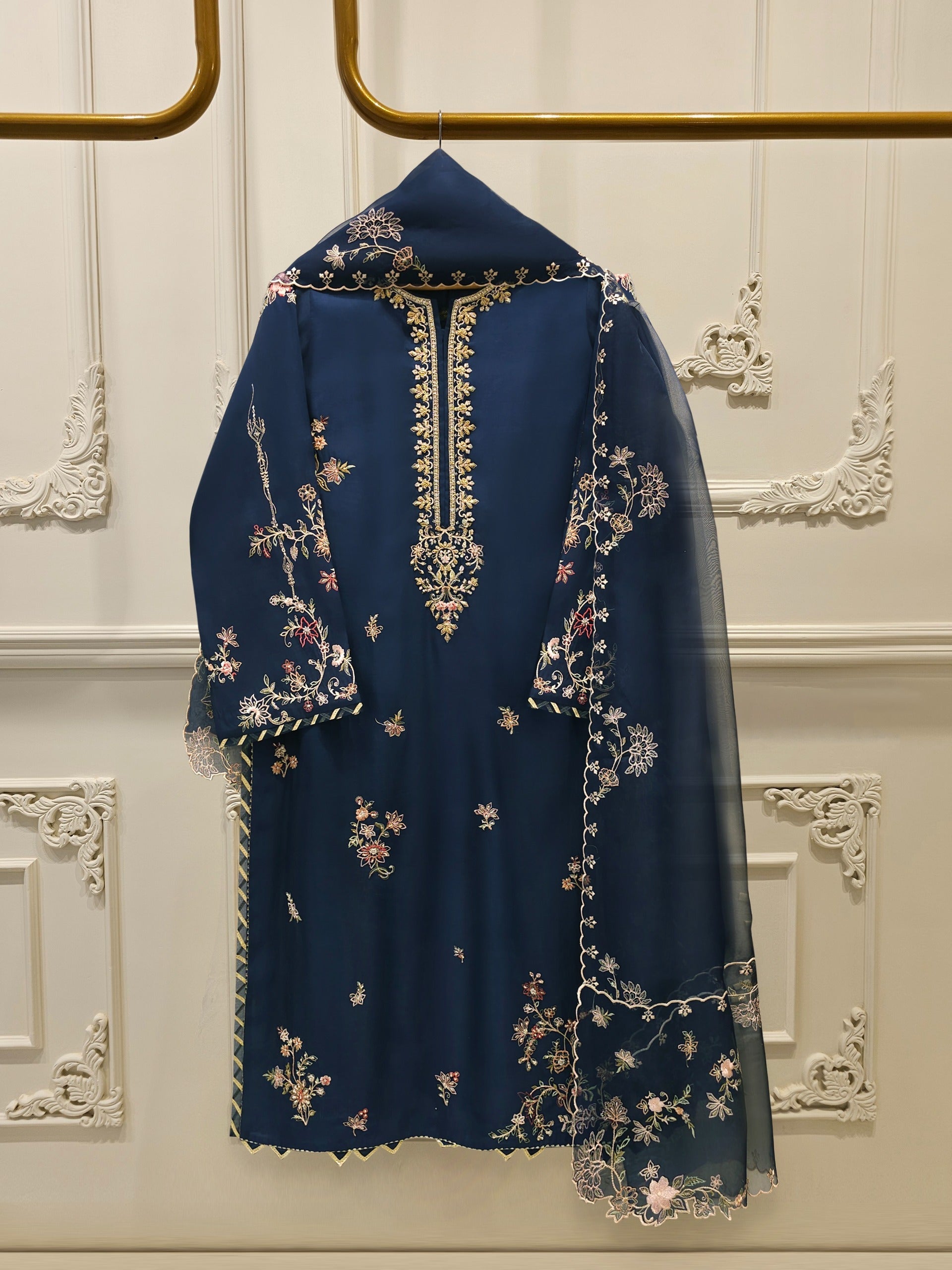 3 Piece - Pure Khaddi Silk Embroidered  Suit S114674