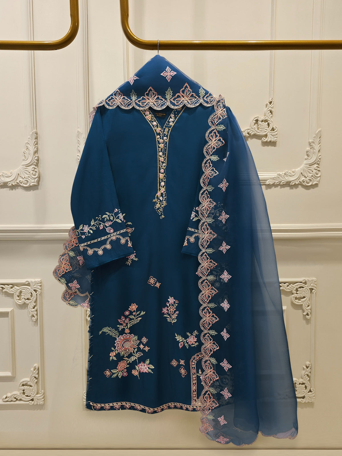 3 Piece - Pure Khaddi Silk Embroidered  Suit S115233