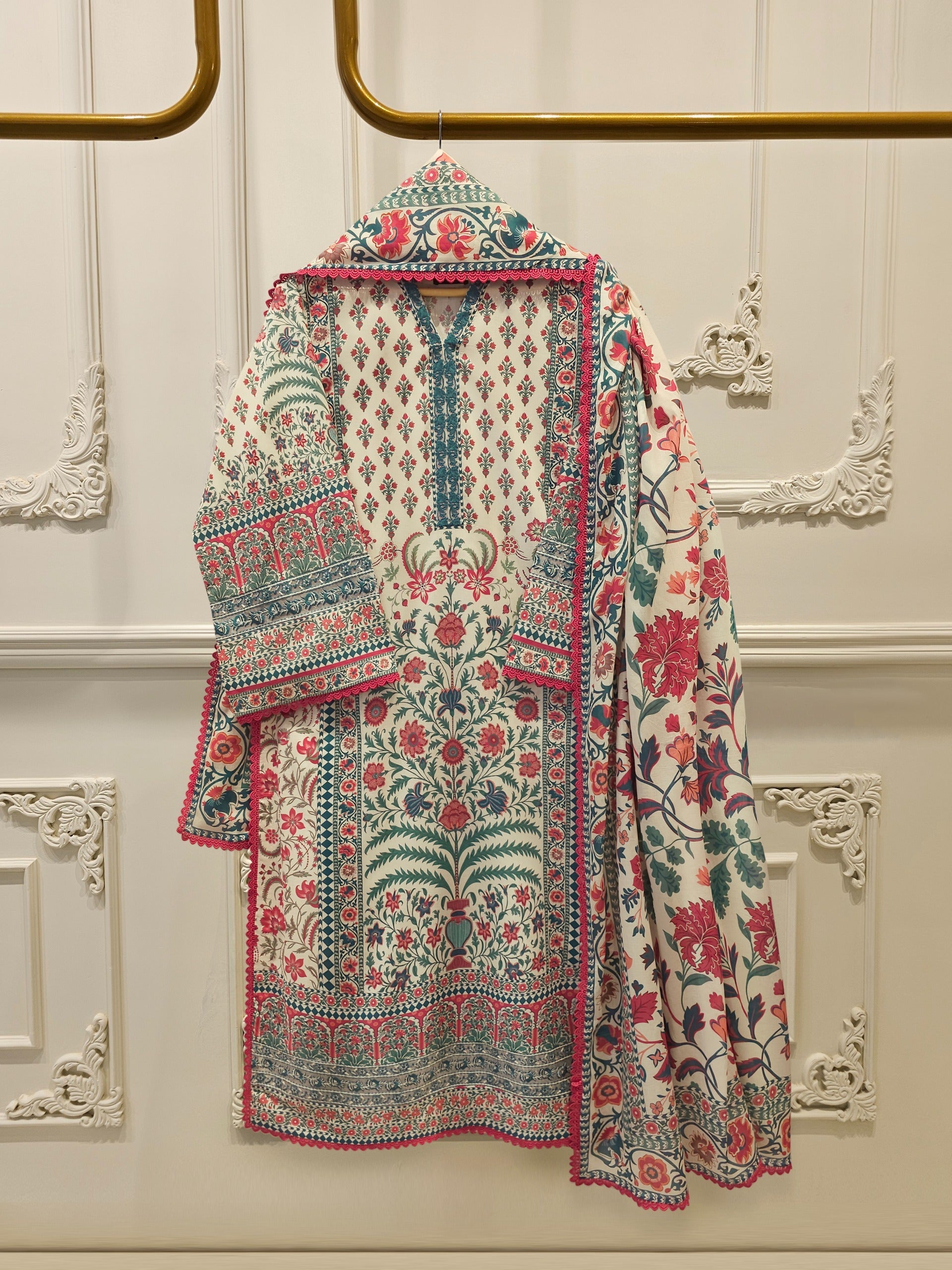 2 Piece Digital Printed Lawn Suit S115231