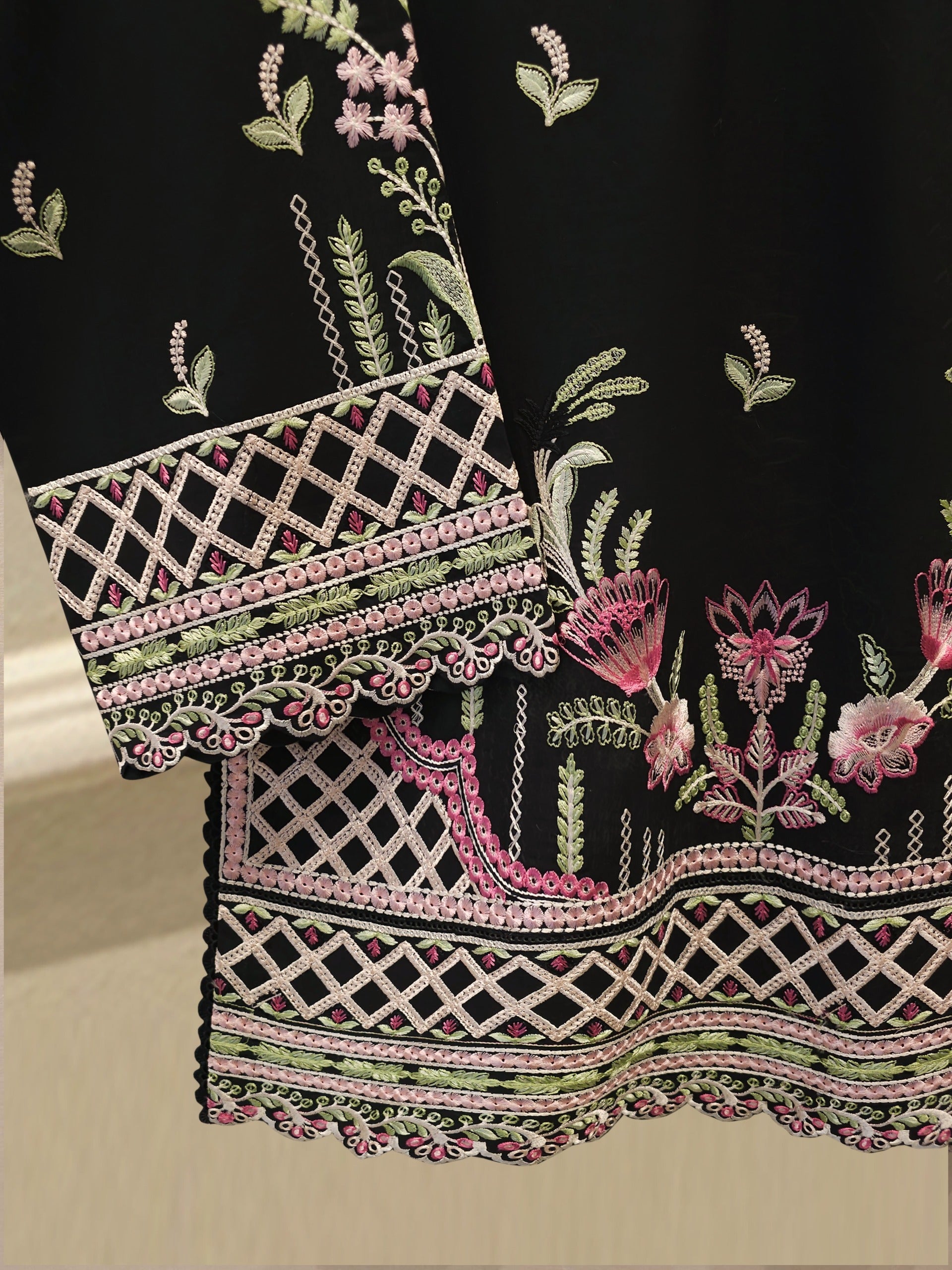 2 Piece - Embroidered Cambric Suit S115278