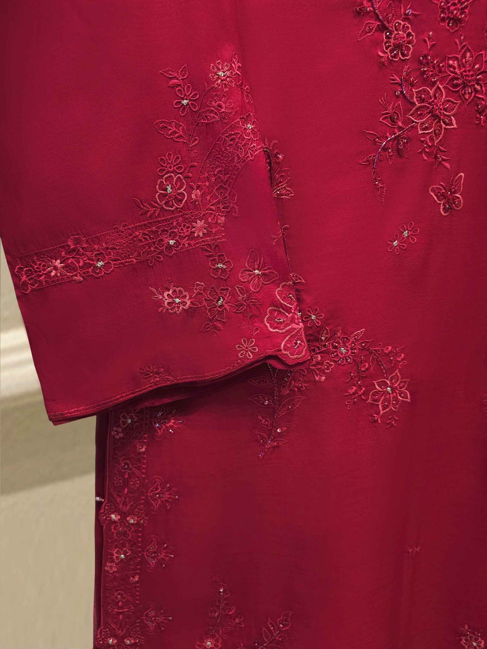3 Piece - Embroidered Khadi Silk Suit WS00410