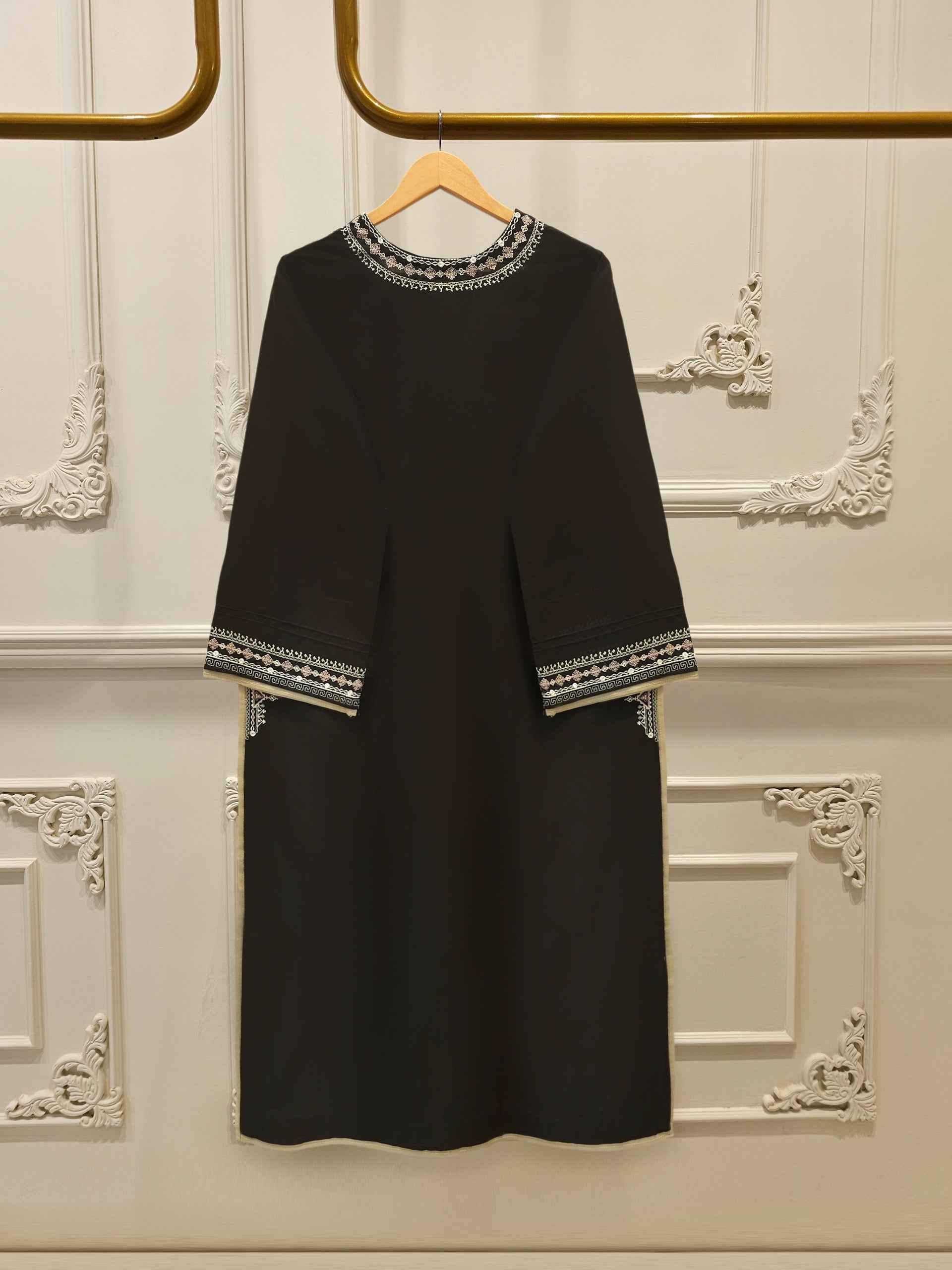 2 Piece - Embroidered Cambric Suit S115370