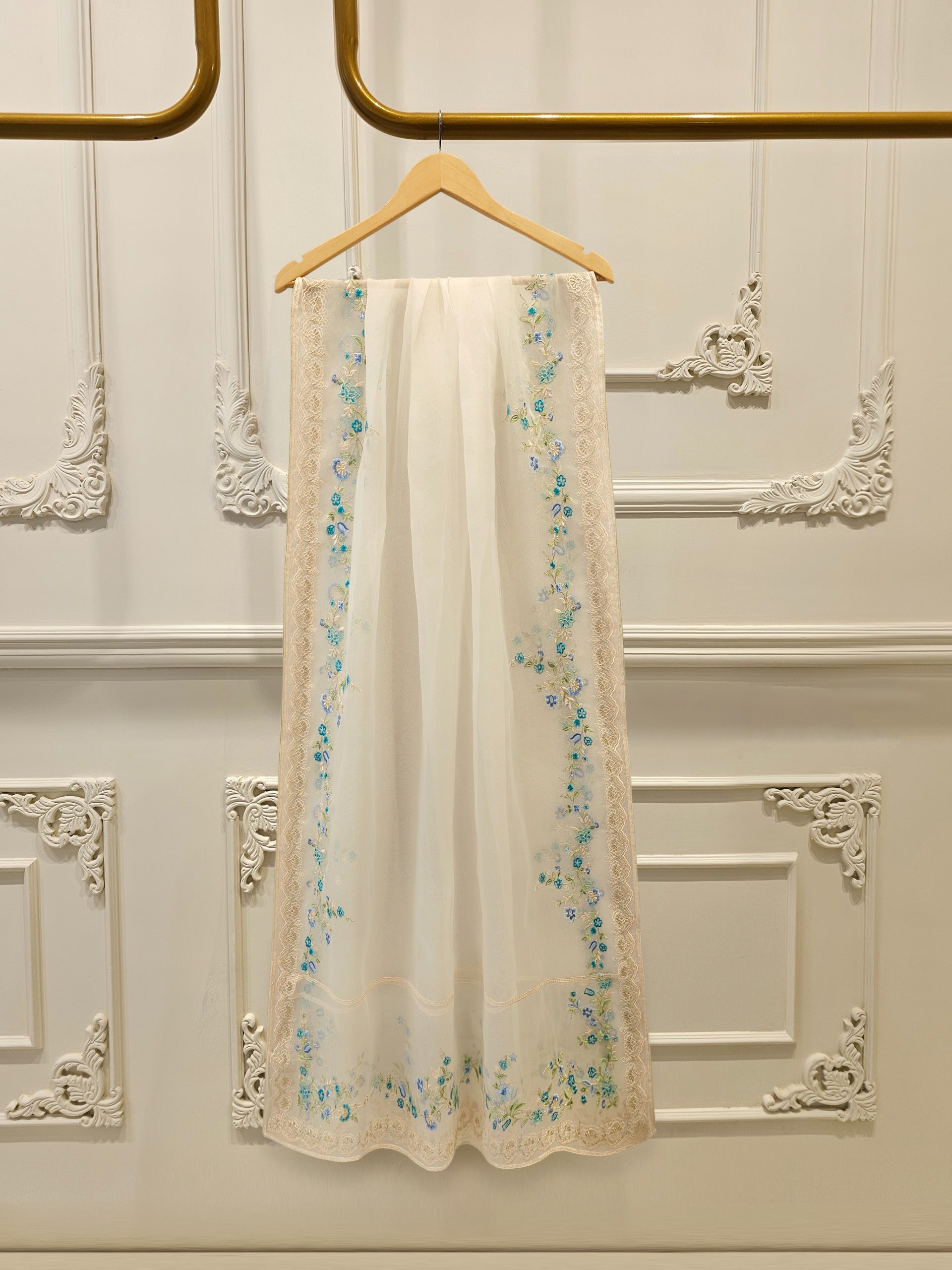 3 Piece- Pure  Sheesha Silk Embroidered Suit S115372