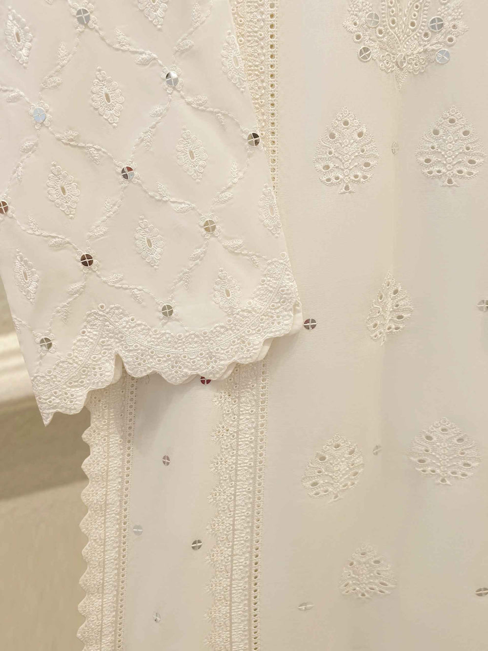 3-Piece Embroidered Cambric Suit S115355