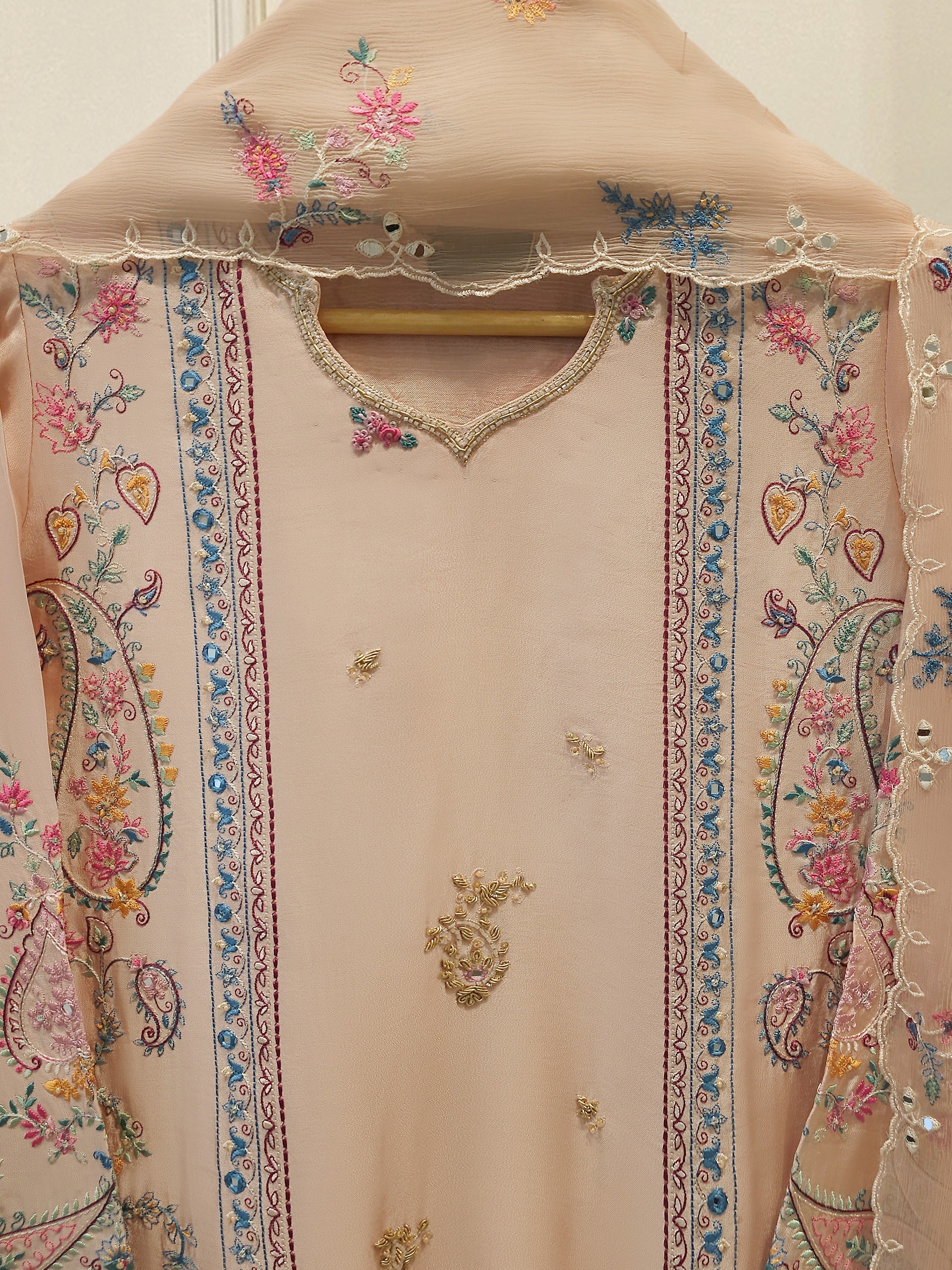 3 Piece- Pure  Sheesha Silk Embroidered Suit S115405