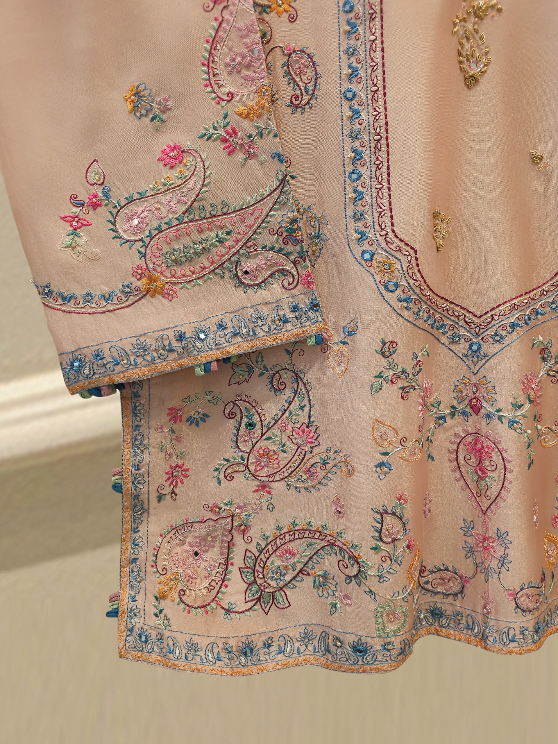 3 Piece- Pure  Sheesha Silk Embroidered Suit S115405