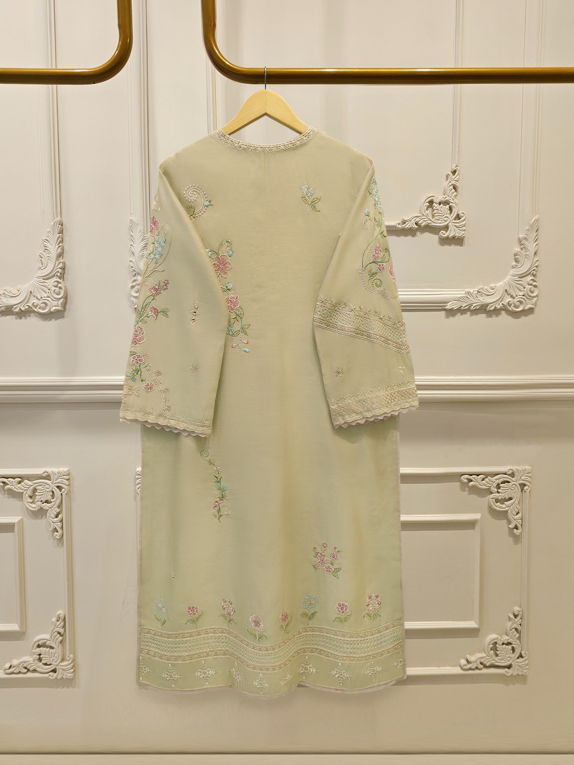 3 Piece - Pure Khaddi Silk Embroidered  Suit S115427