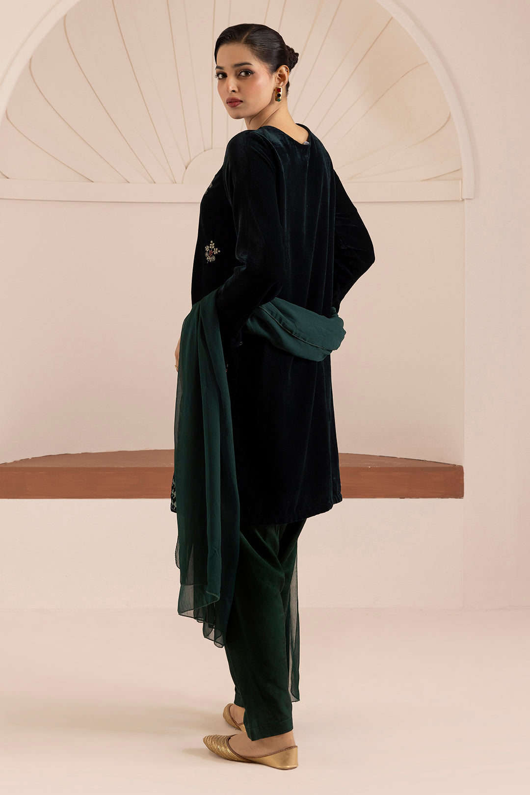 Embroidered Kurta Dupatta Trouser - 3283