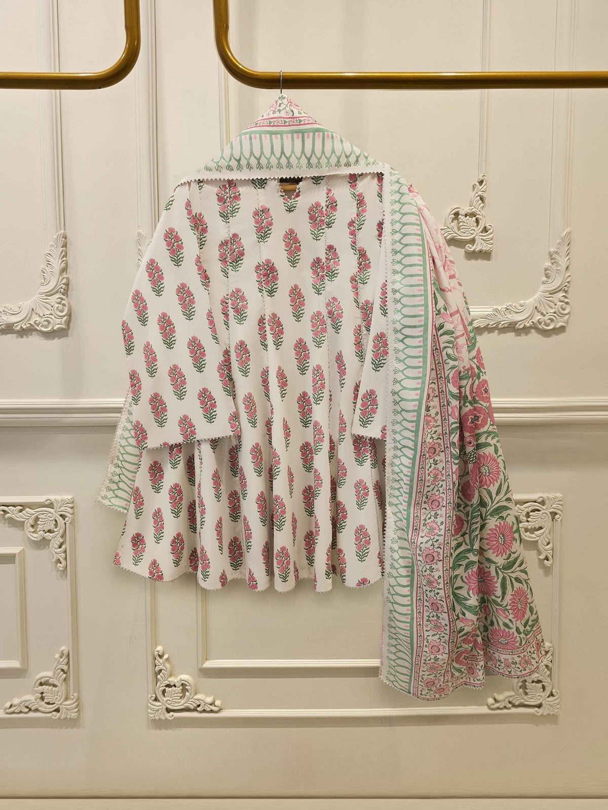 3-Piece Embroided Lawn Suit S115347