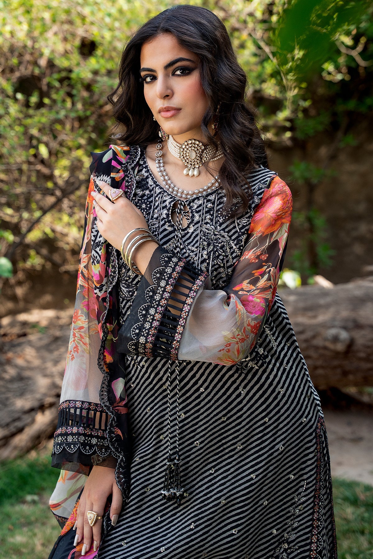 3-PC Stitched Embroidered Chiffon Collection VSLW6-02P